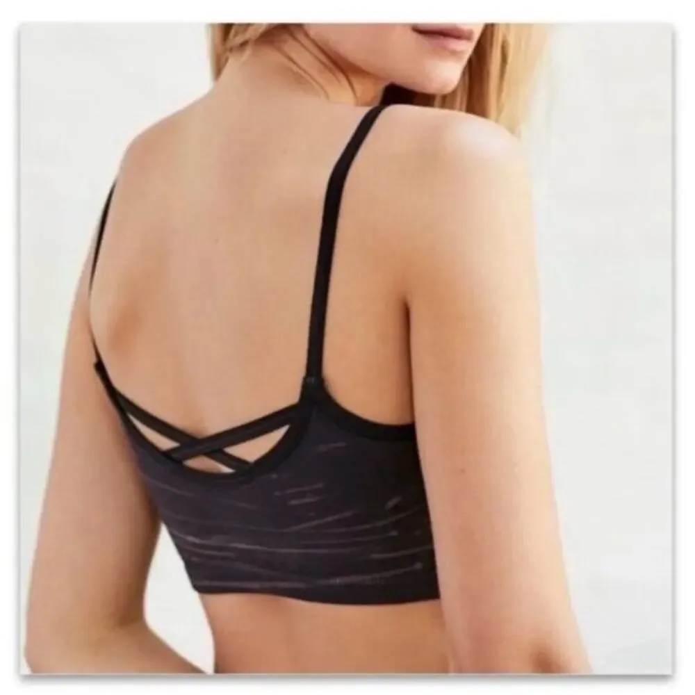 NWOT Free People Movement Black Bleach Barely There Seamless Yoga Sports Bra - Picture 3 of 15